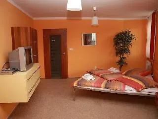 Guest house Mahleruv Na Hradbach 3*