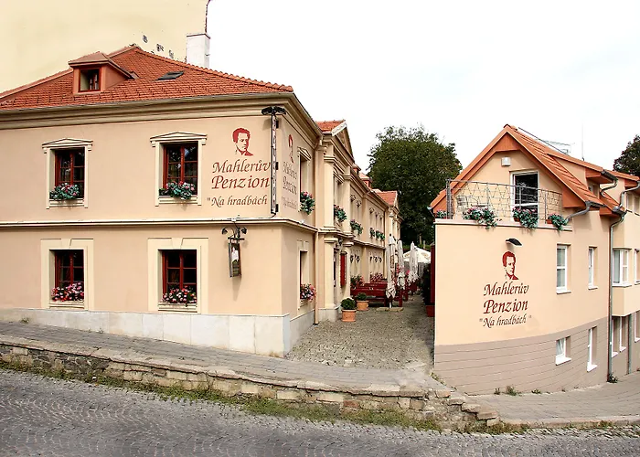 Pensjonat Mahleruv Na Hradbach 3*