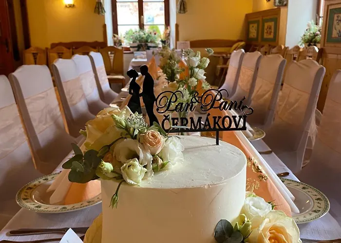 Pensjonat Mahleruv Na Hradbach 3*