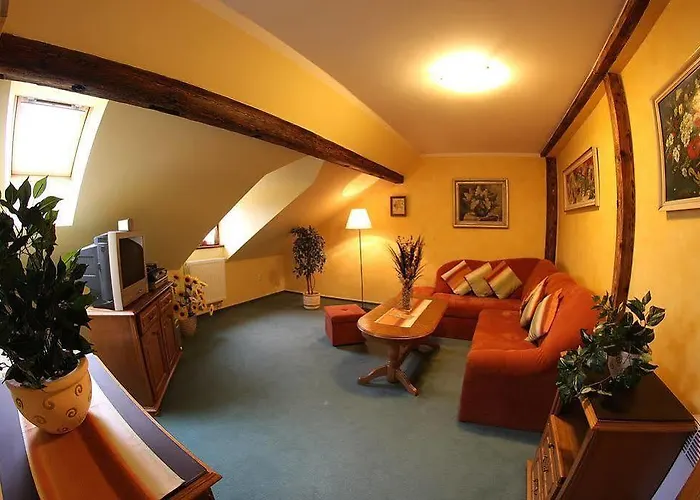 Pensjonat Mahleruv Na Hradbach